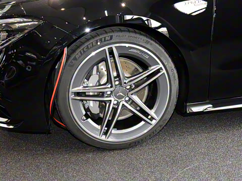 2022�� AMG CLA 45 4MATIC+