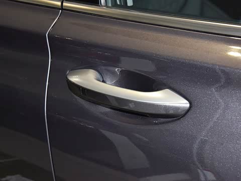 2019�� 380 TGDi TOP �Զ������콢�� ��V