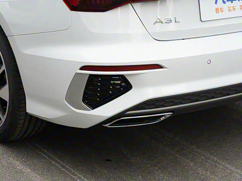 2023�� �Ŀ� A3L Limousine 35 TFSI ʱ���˶���