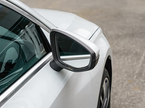 2023�� �Ŀ� A3L Limousine 35 TFSI ʱ���˶���