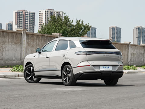 2025�� EV 605�캽Plus��