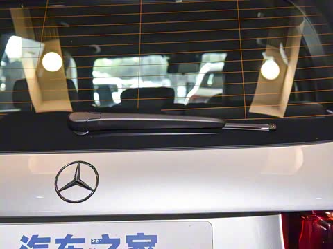 2025�� GLB 220 ������