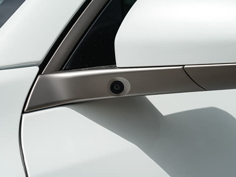 2025�� Ultra ���ܻ��°�