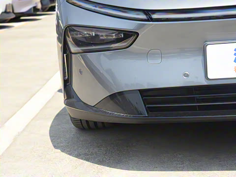 2025�� �������� Max �콢��