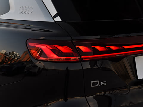 2024�� 45 TFSI quattro ������ ������װ 6��