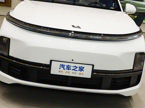 2025�� Ultra ���ܻ��°�