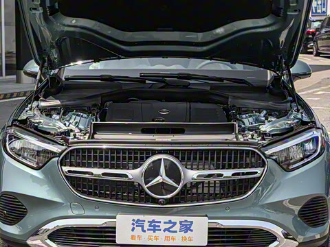 2025�� �Ŀ� GLC 260 L 4MATIC ������