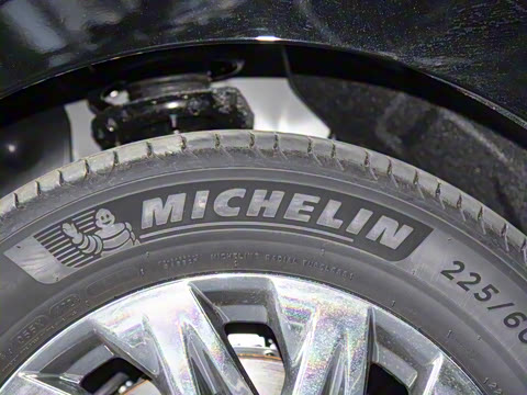 2025�� Ǭ��ϵ�� Ultra ͷ�Ȳ�