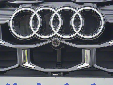 2025�� 45 TFSI quattro S line�˶���