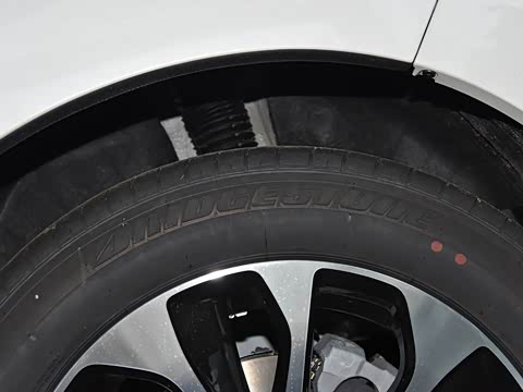 2019�� 240TURBO ������Ӣ��