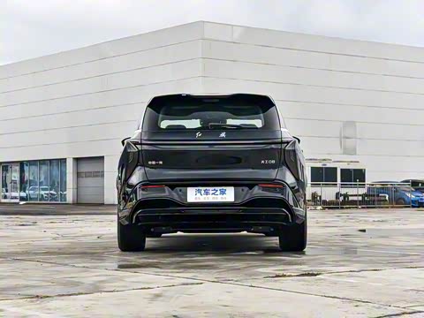 2025�� 605 Max������