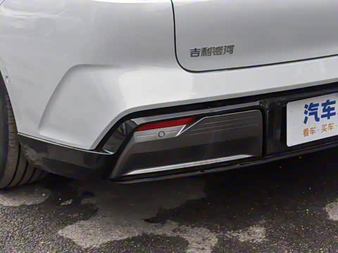 2025�� 700km Զ���Ǽݰ�