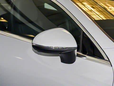 2025�� CLE 300 4MATIC �����ͽ��ܳ�