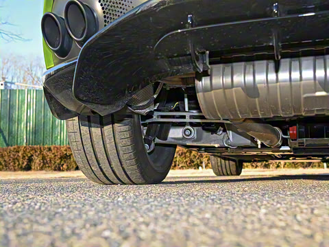 2024�� 4.0T V8 707