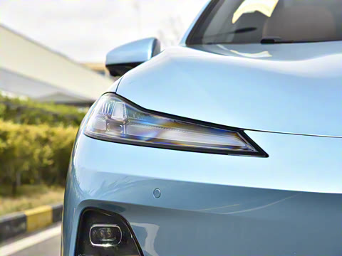 2025�� 300Ultra  �����Ǽ�AD PRO���̰�