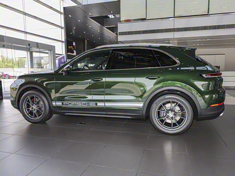 2025�� Cayenne 3.0T ���۰�