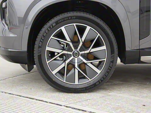 2025�� 180km Ultra ���������״��