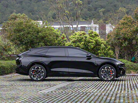 2025�� �����������Ǽݰ� 100kWh