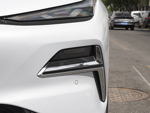 2025�� 130km EM-i ����