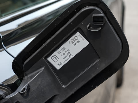 2025�� RS Q8 4.0T performance