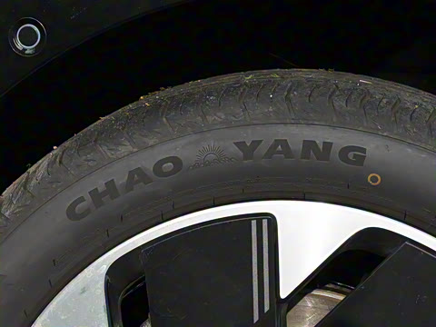 2025�� 600 �������� Max