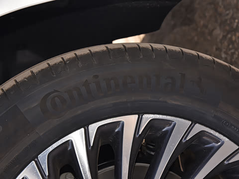 2025�� 2.0T ����������