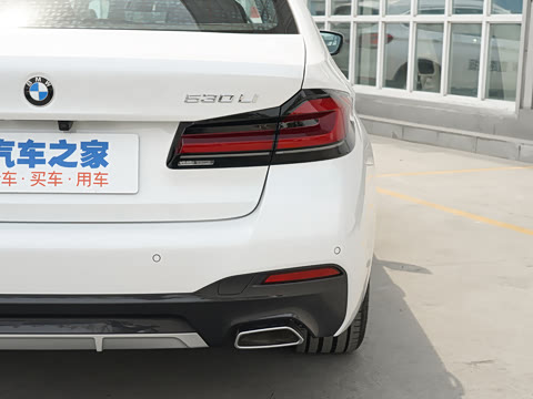 2022�� �Ŀ�� 530Li ������ M�˶���װ