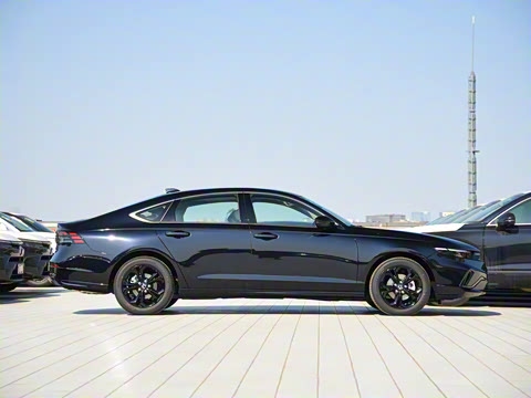 2025�� �˶�ϵ�� 260TURBO ������