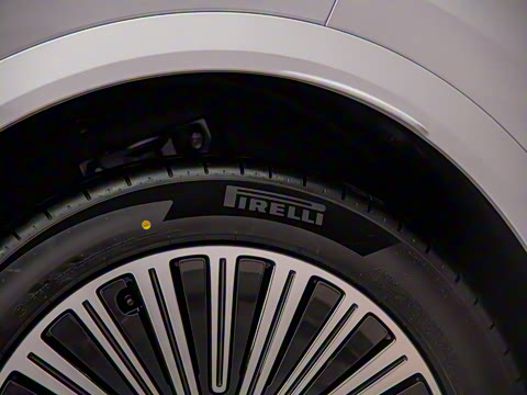 2025�� ���� Ultra�� 53.4kWh 6����