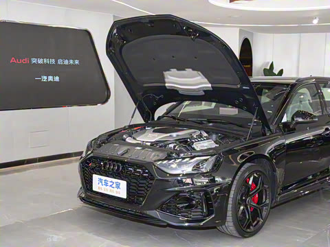 2024��  RS4 Avant �����