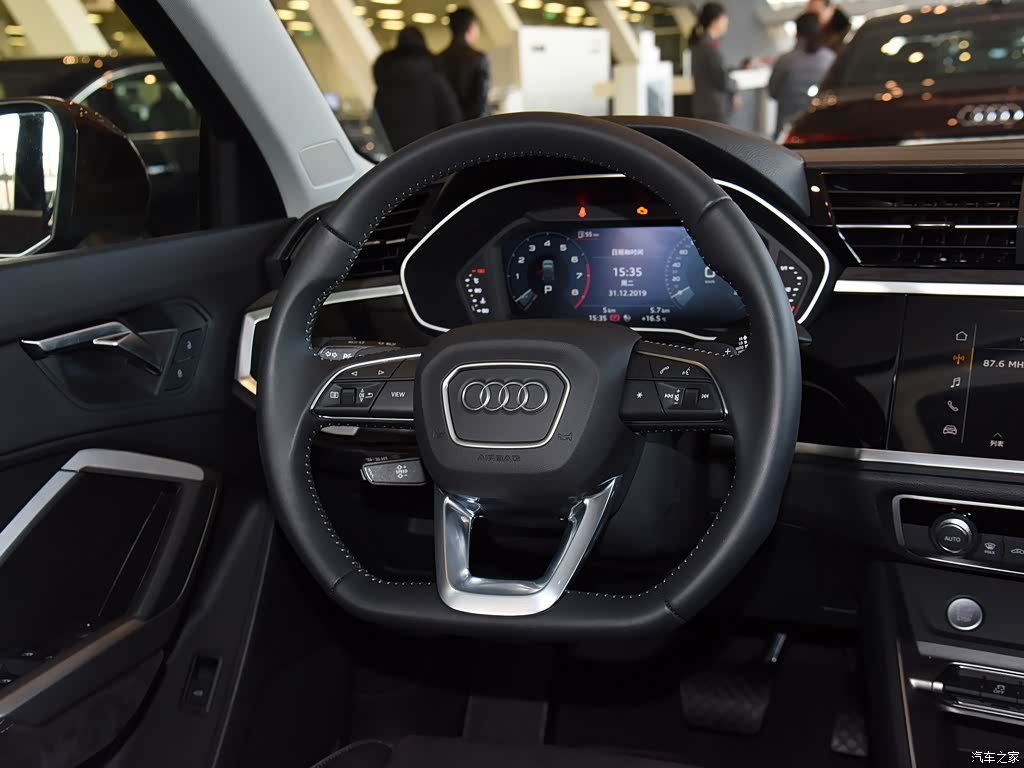 奥迪q3 2019款 35 tfsi 时尚动感型 5363268图片_奥迪_汽车图库_汽车