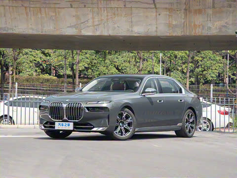 2023�� 735Li ������װ