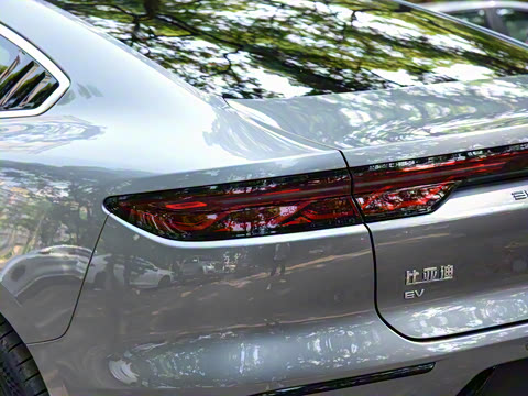 2022�� EV ������ 715KMǰ���콢��