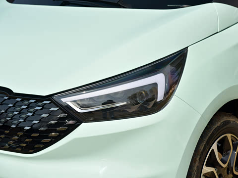 2025�� Plus 330KM������