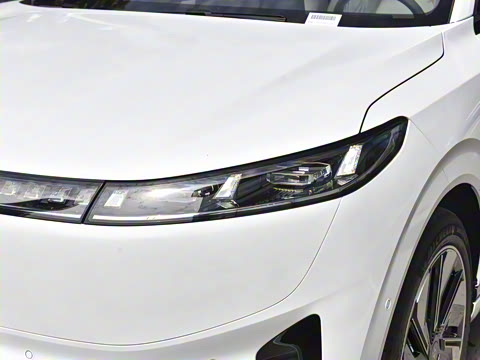 2025�� 210Ultra�Ǽݰ� 5��