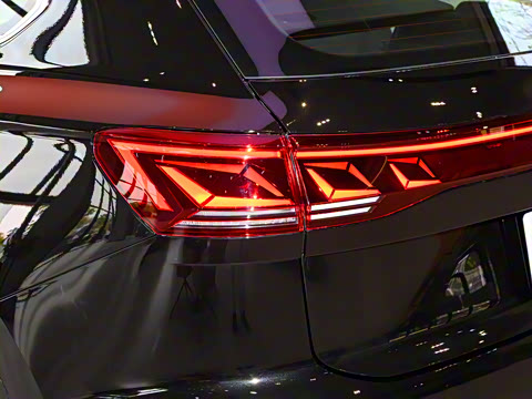 2025�� 2.0TSI ��Ӱ��