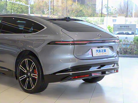 2025�� 102kWh ǩ����