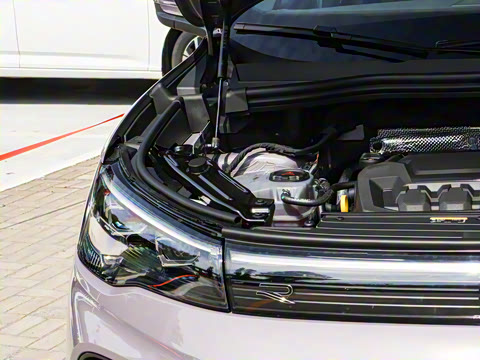 2025�� PRO 380TSI ���� R-Line �����