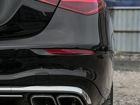 2025�� AMG S 63 L E Performance