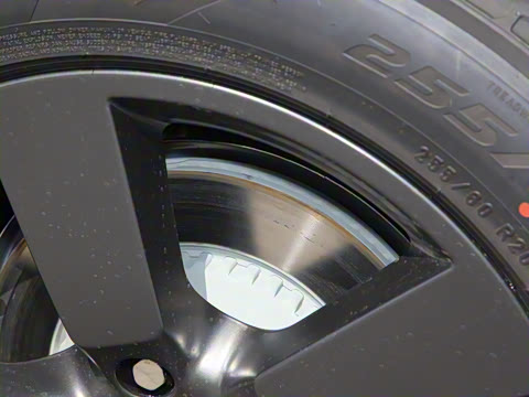 2023�� 110 3.0T P400 X-DYNAMIC HSE