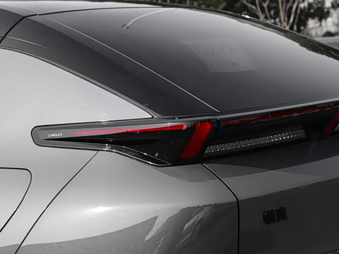 2025�� 530km ����Max