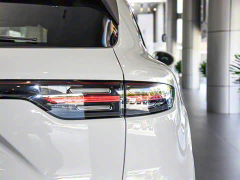 2023�� Cayenne E-Hybrid 2.0T �����