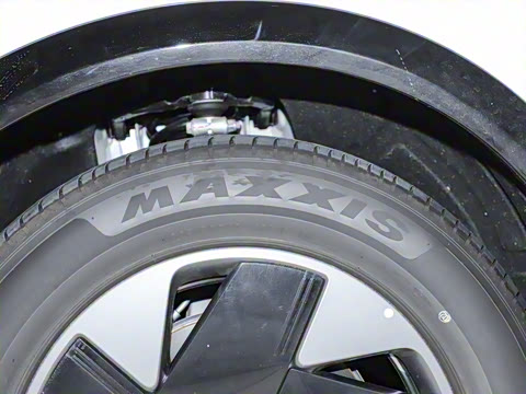 2025�� 702 �������� Max