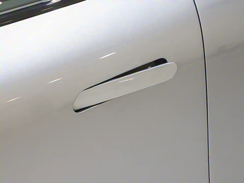 2025�� 560MAX 185kW