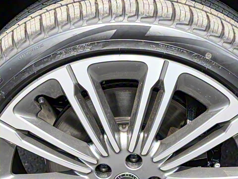 2024�� 3.0 L6 400PS SV���ٴ����ӳ��� 4��