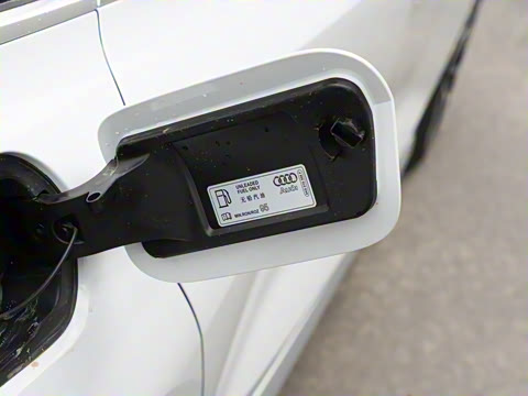 2023�� �Ŀ� A3L Limousine 35 TFSI ʱ���˶���