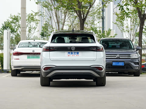 2022�� ������������