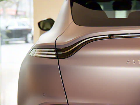 2020�� 4.0T V8 1913�׷�������