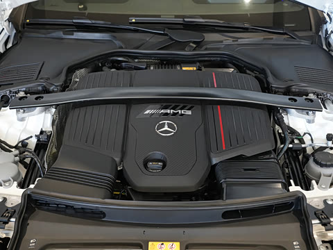 2025�� AMG CLE 53 4MATIC+ ���ܳ�