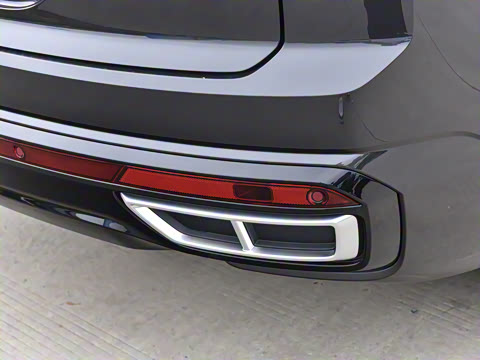 2022�� ;��X 530 V6 ������������